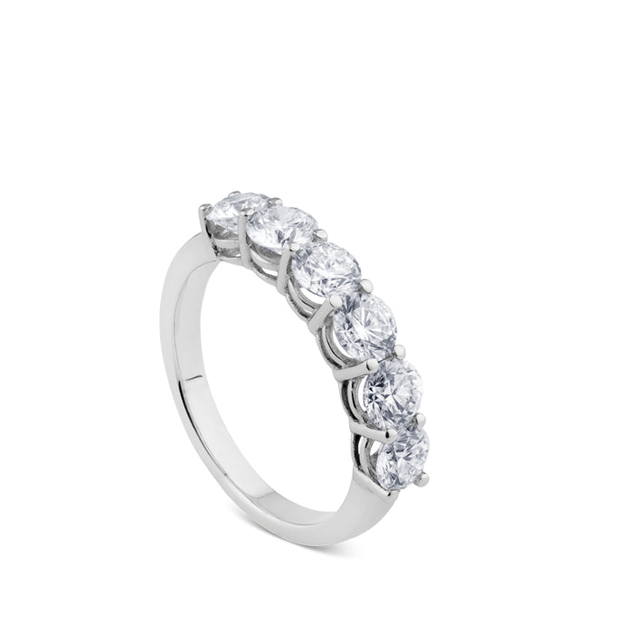 Media alianza de oro blanco con 6 diamantes de 1,67 quilates engastados en garra