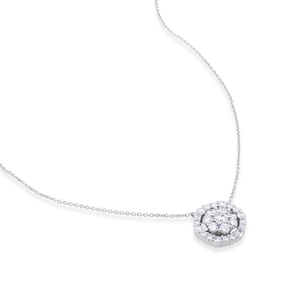 Colgante de oro blanco con círculo de pavé de diamantes de 0,65 quilates