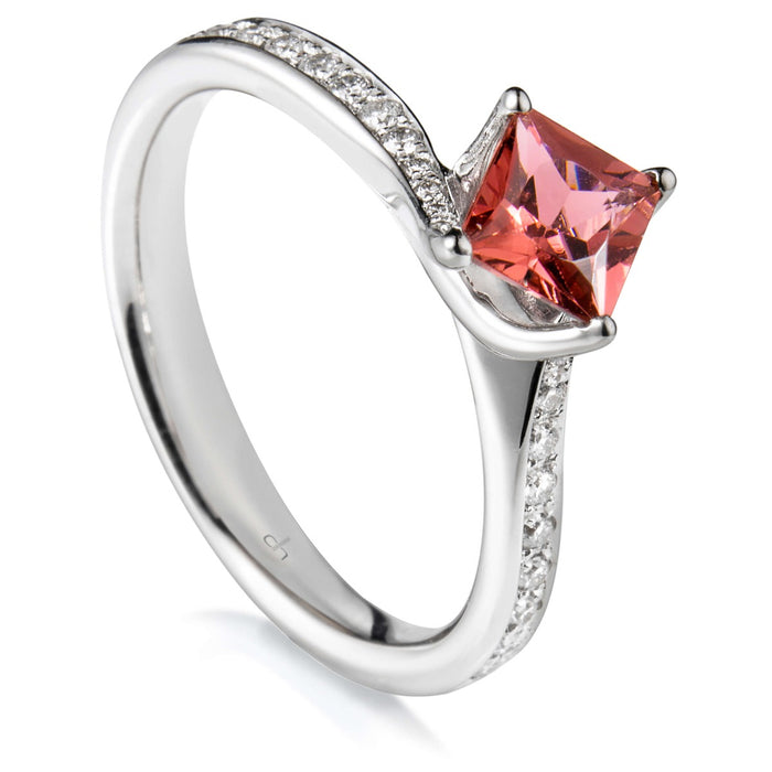 Sortija_Caramelo_de_oro_blanco_con_tsavorita_talla_princesa_y_diamantes