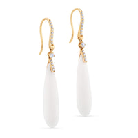 Pendientes largos de oro rosa con diamantes y ágata blanca