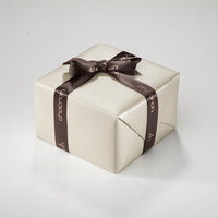 Pendientes desmontables de oro blanco y pavé de diamantes con orla de pavé de diamantes