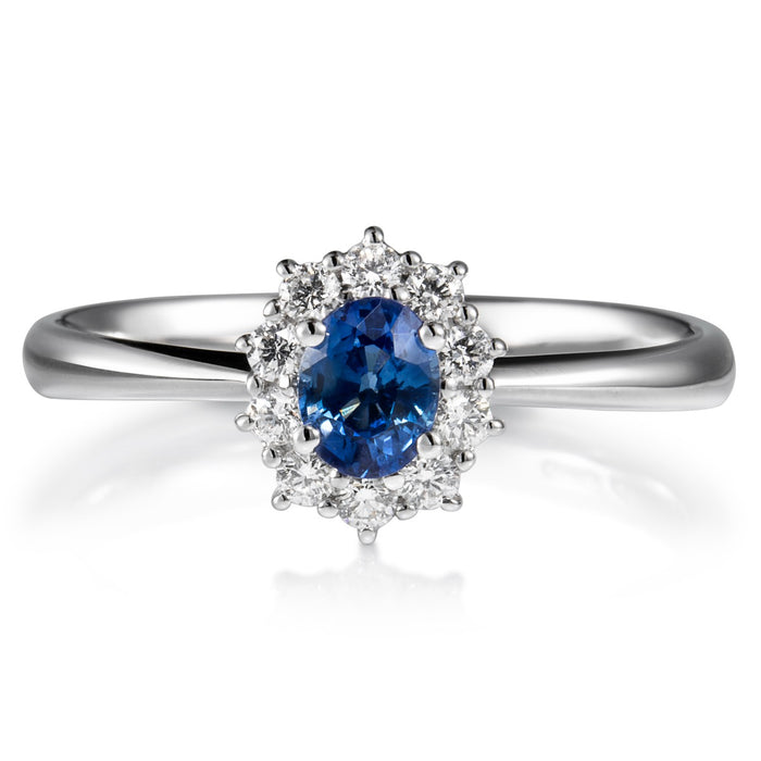 Sortija-royal-trilogy-oro-blanco-zafiro-orla-diamantes