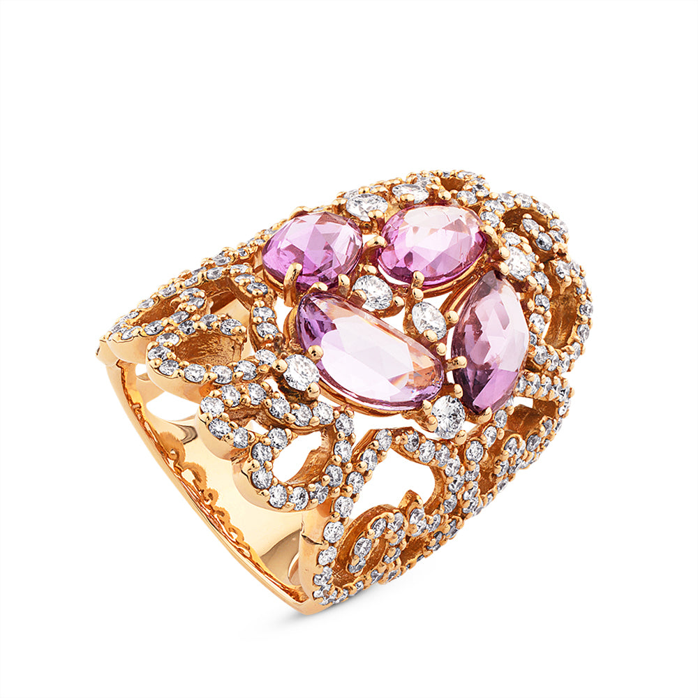 Sortija ancha de oro rosa con zafiros rosas y pavé de diamantes