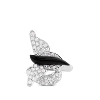 Sortija Mariposa de oro blanco con diamantes y onix