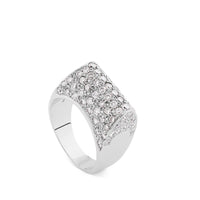 Sortija de oro blanco con pavé de  diamantes forma alta rectangular