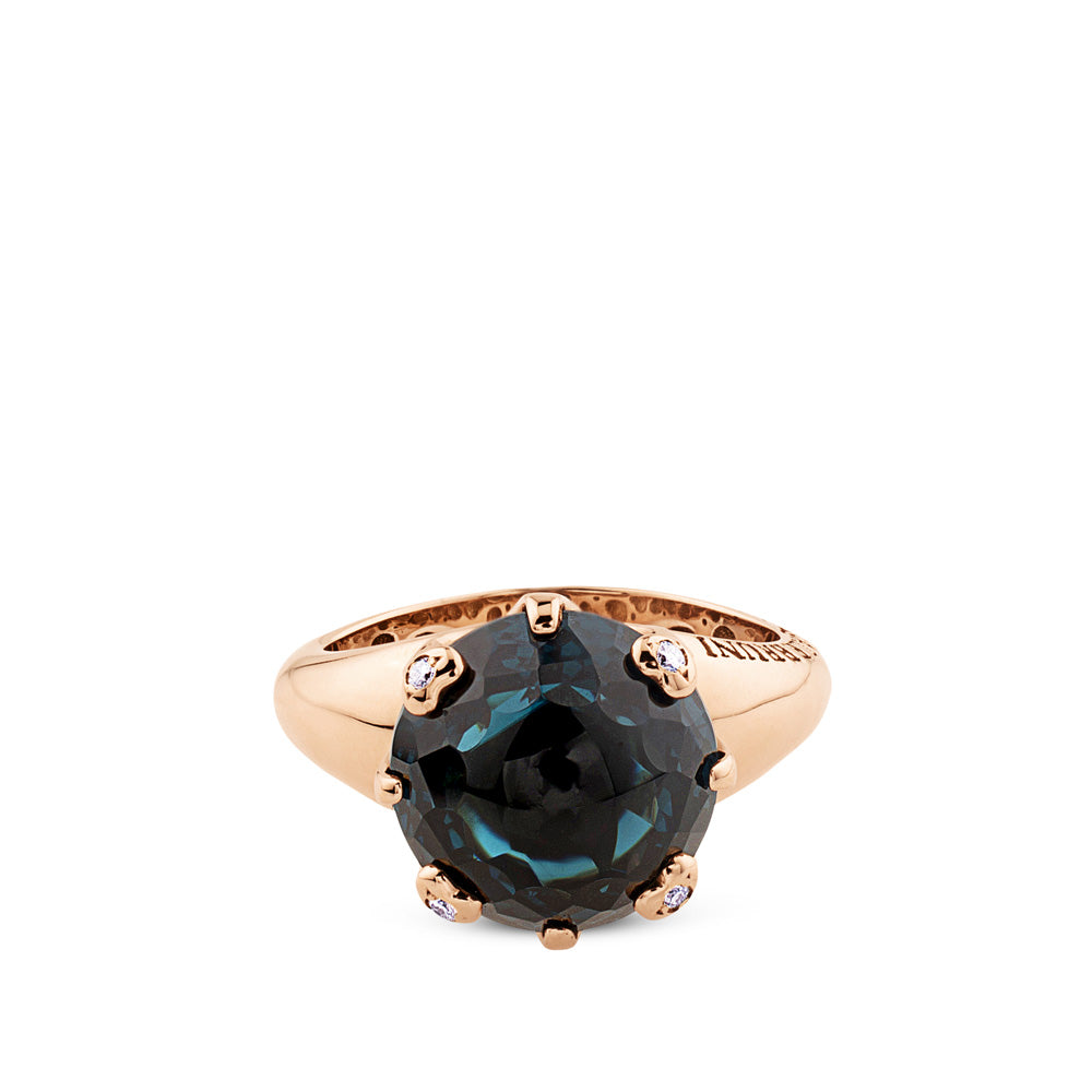 Sortija Sissi Io Amo de oro rosa con cuarzo azul y pavé de diamantes