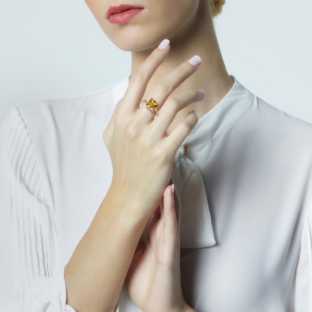 Sortija GeometriCh de oro rosa con cuarzo citrino