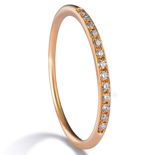 Media alianza en carril de oro rosa con diamantes talla brillante 0.10 quilates