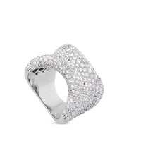 Sortija de oro blanco ancha con pavé de diamantes