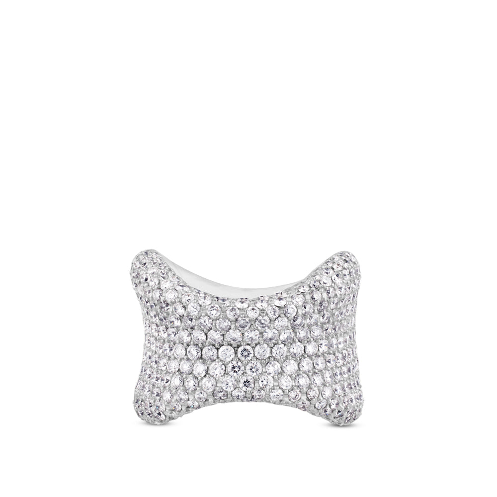 Sortija de oro blanco ancha con pavé de diamantes