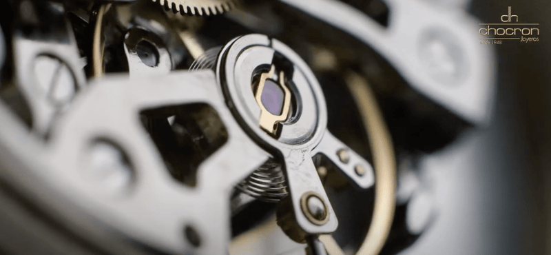 Cómo funciona el tourbillon de mi reloj