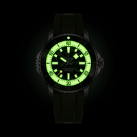 Breitling_Superocean_Automatic_46_Super_Diver_esfera_verde_vista_nocturna_indices_luminova