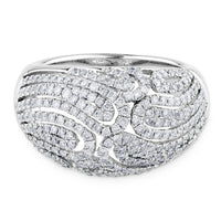 MUJER-CHOCRON-SORTIJA-ANCHA-ORO-BLANCO-ONDAS-PAVE-DE-DIAMANTES-02