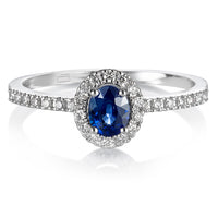 Sortija "Royal Trilogy" de oro blanco zafiro y orla de diamantes