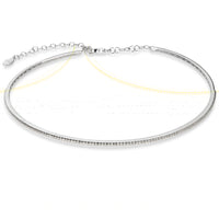 Collar rígido de oro blanco con diamantes talla brillante