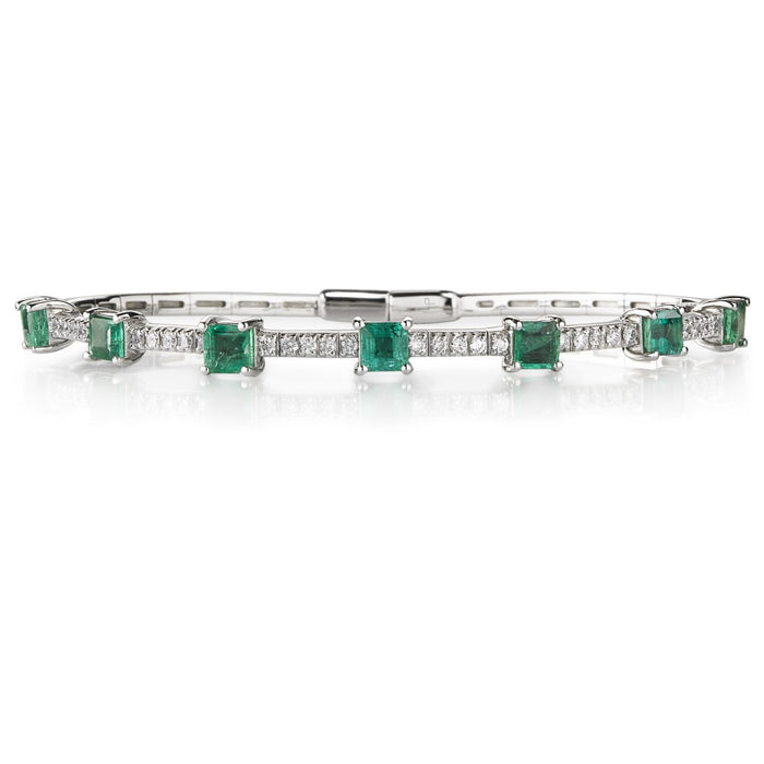 Pulsera Royal Trilogy de oro blanco con esmeraldas talla princesa  y diamantes talla brillante