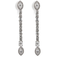 Pendientes largos de oro blanco con diamantes talla brillantes,talla baguette y talla marquise