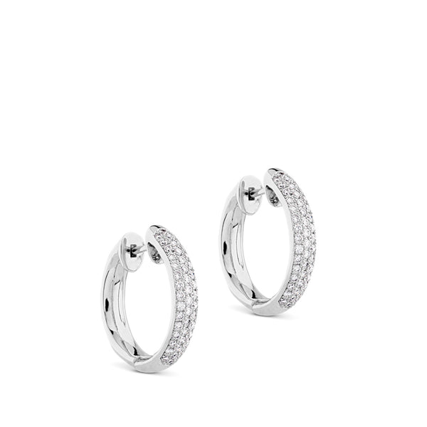 Aros de oro blanco con pavé de diamantes (2 cm)