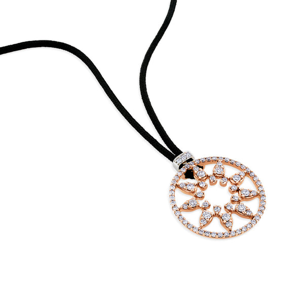Colgante de oro rosa en forma de copo de nieve de pavé de diamantes