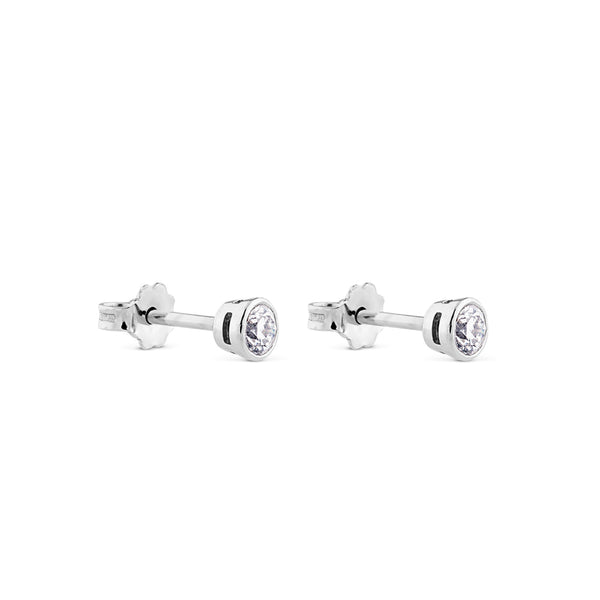 Pendientes de oro blanco en chatón de 0,51 quilates