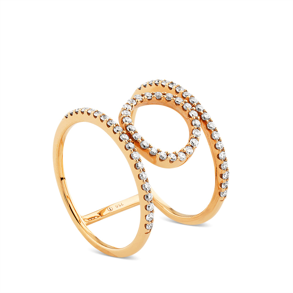 Sortija GeometriCh en círculo de oro rosa con pavé de diamantes