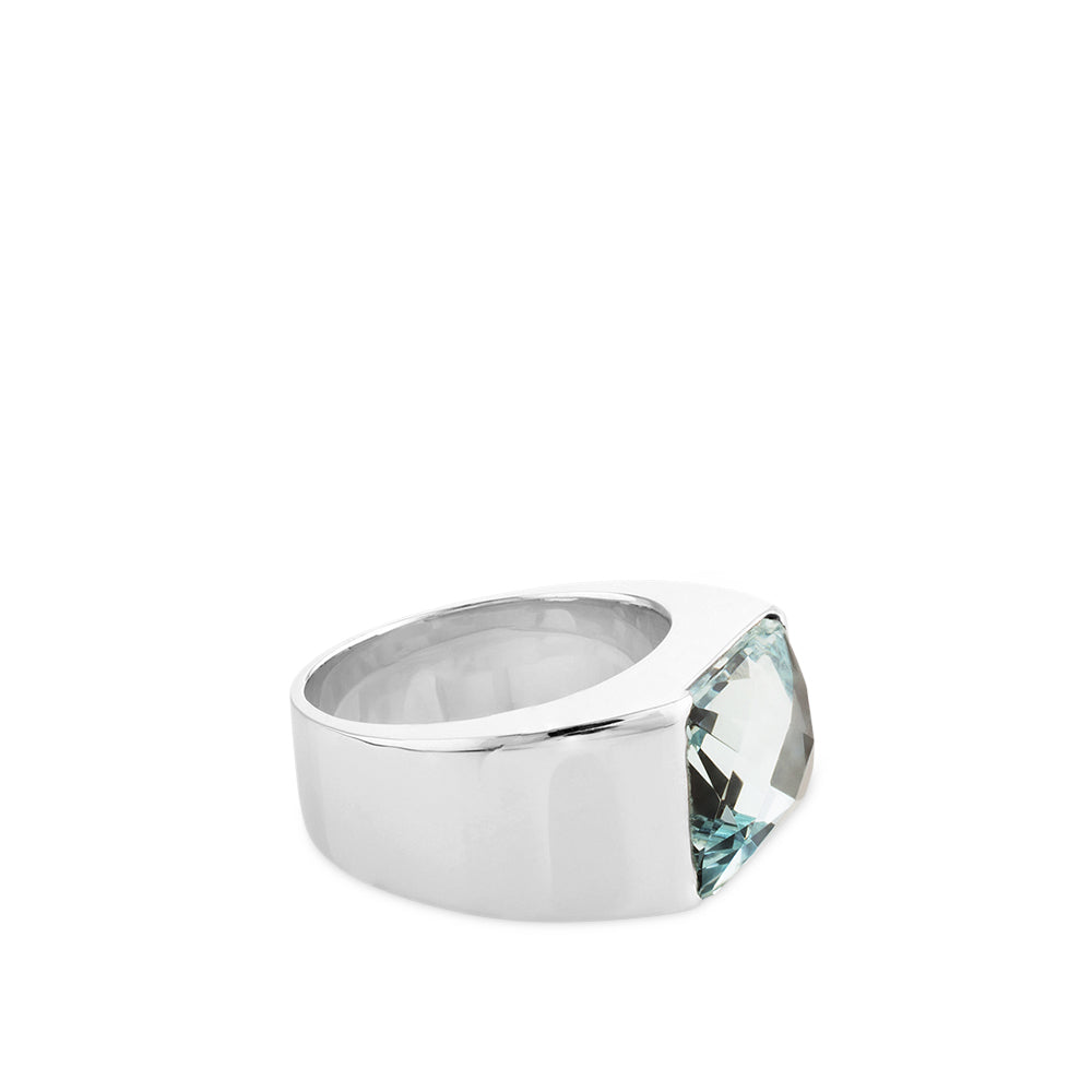 Sortija de oro blanco rectangular con aguamarina