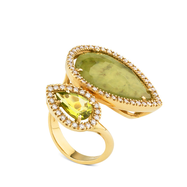 Sortija "tu y yo" de oro rosa con jade y peridoto en talla marquise y orla de diamantes