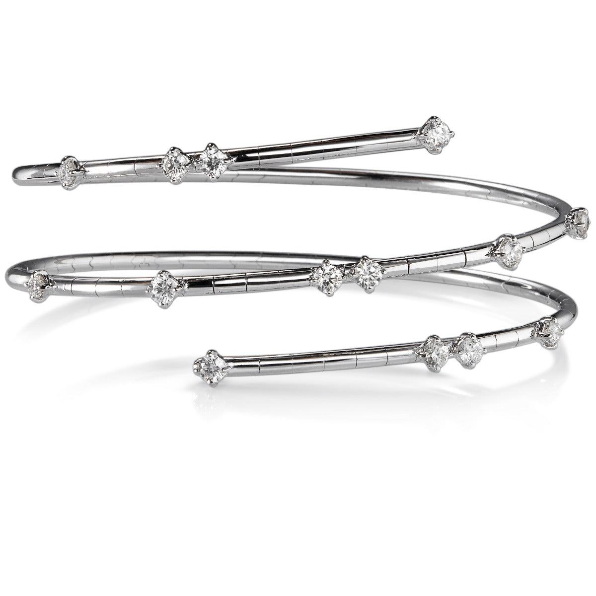 pulsera_muelle_3_vueltas_oro_blanco_diamantes_forma_rombo_j5752plb