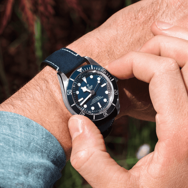Tudor_Black_Bay_58_Fifty_Eight_Navy_Blue_Piel_39mm_vista_modelo