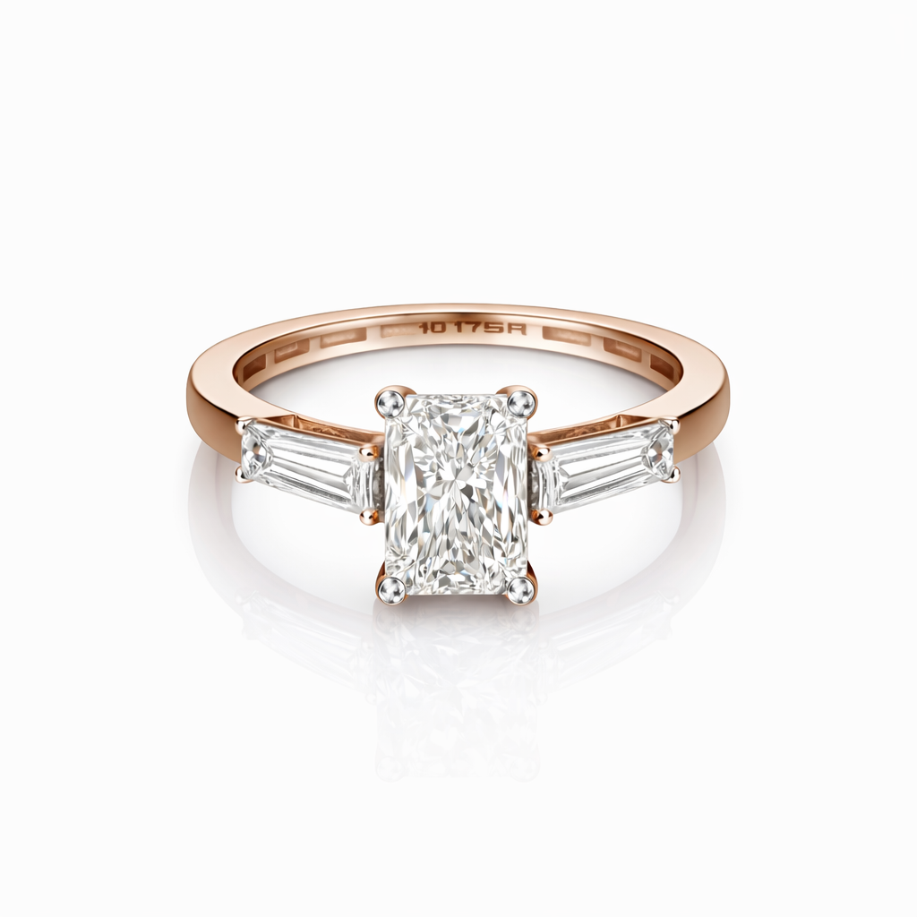 The_Solitario_sortija_de_oro_amarillo_con_diamante_central_7cts_talla_esmeralda_y_diamantes_laterales_talla_baguette_jsol6504sb