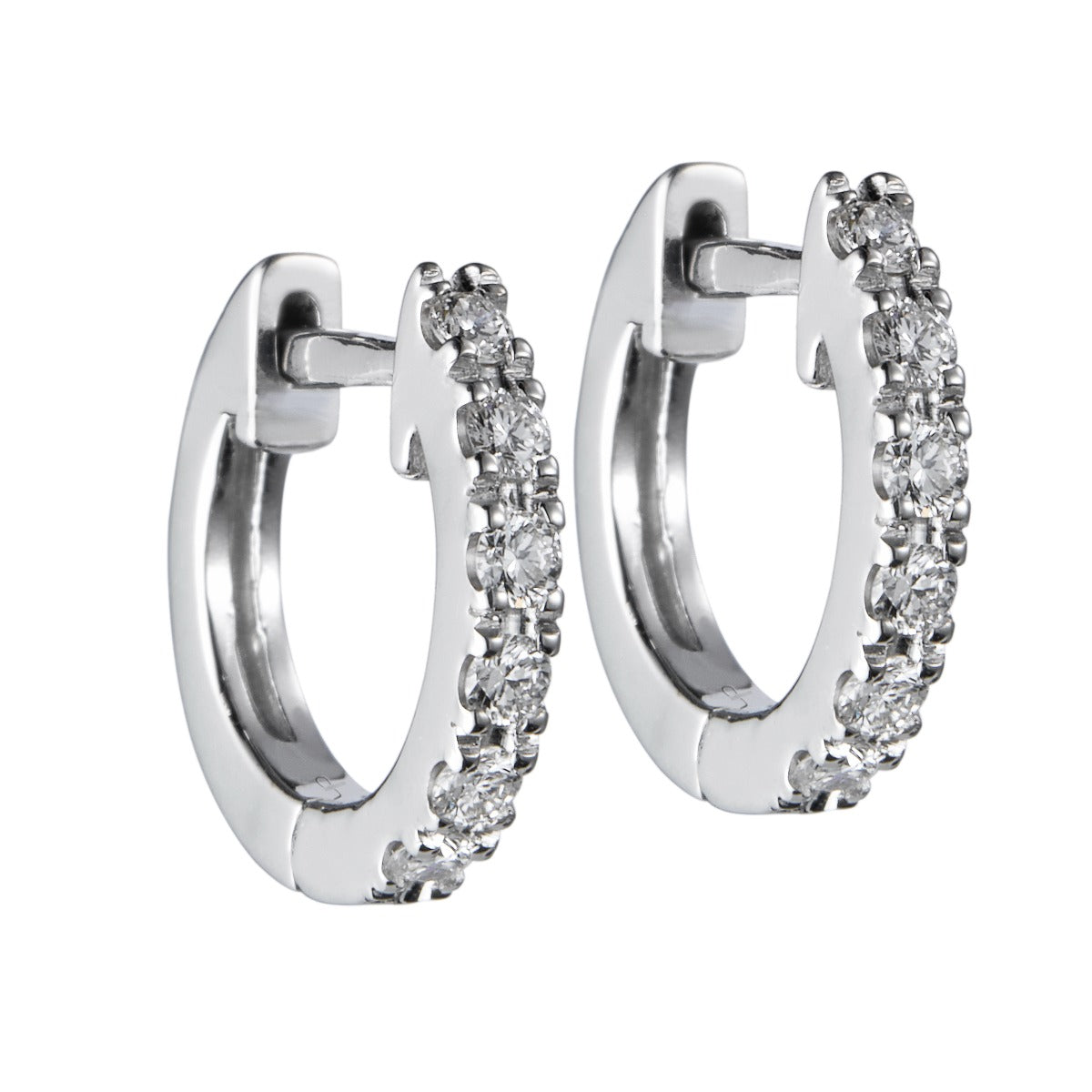 Aros-pequeños-oro-blanco-diamantes- Ref J5267PB