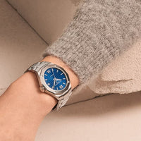 baume_et_mecier_rivera_esfera_azul_36mm_vista_modelo_moa10679