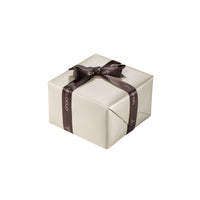 Colgante letra "A" de oro blanco con diamantes