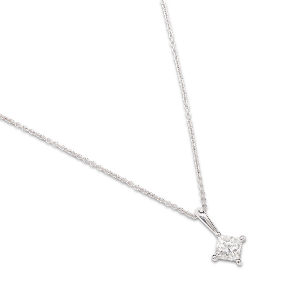 colgante-oro-blanco-diamante-princesa-rombo- Ref J4854CLB