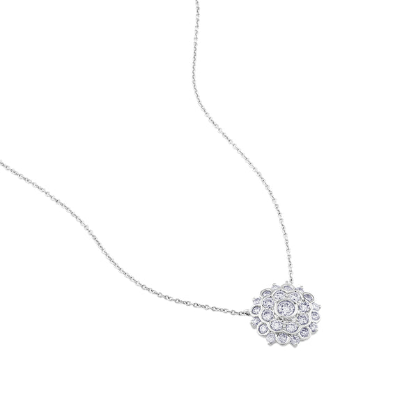 Colgante de oro blanco con flor de diamantes