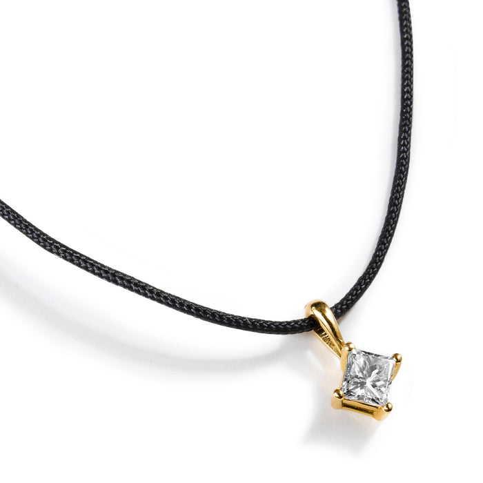 Colgante_oro_rosa_cordon_diamante_princesa_rombo_vista_lateral_Ref_J5847CLB