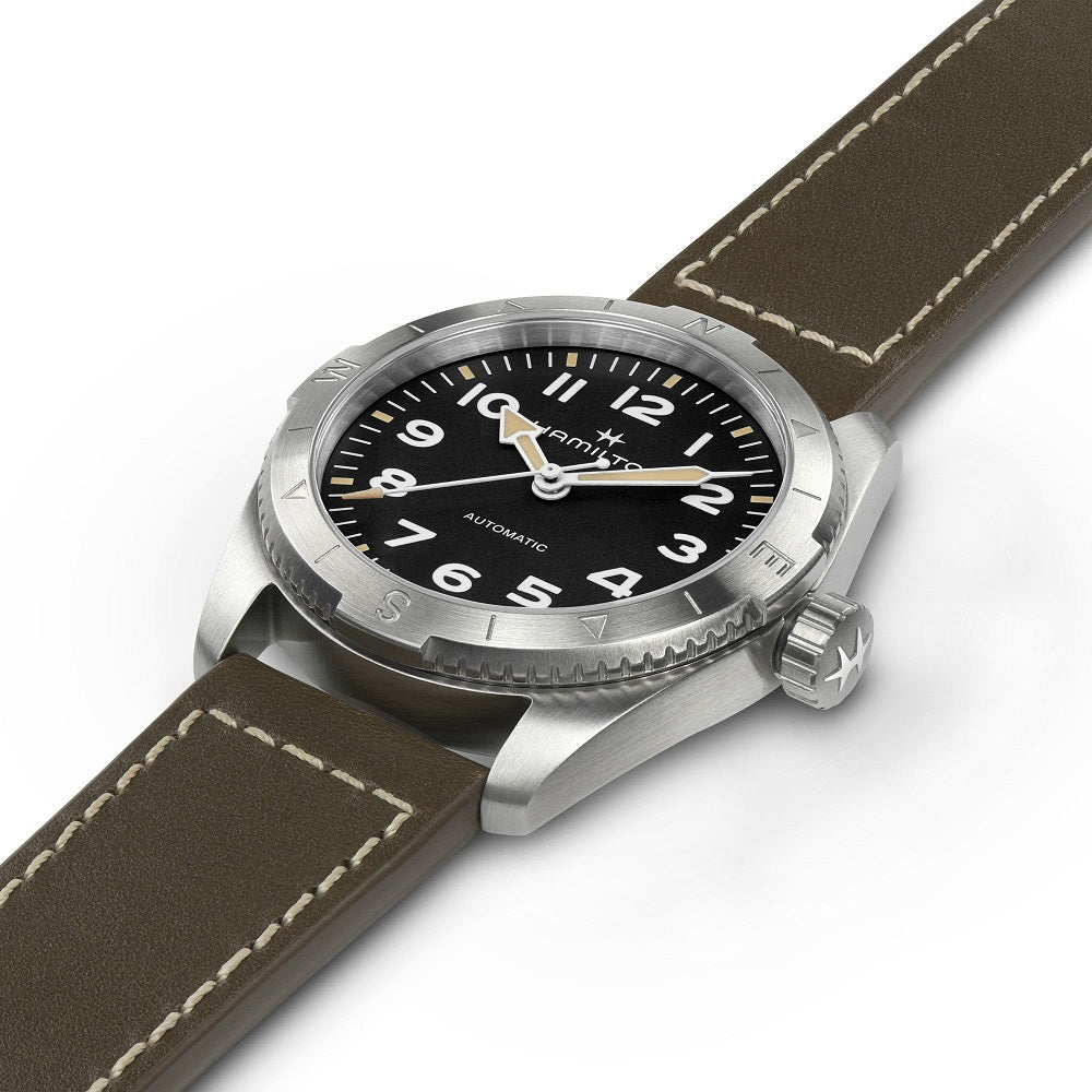 Hamilton_Khaki_Field_expedition_auto_negro_correa_marron_37mm_vista_oblicua_h70225830