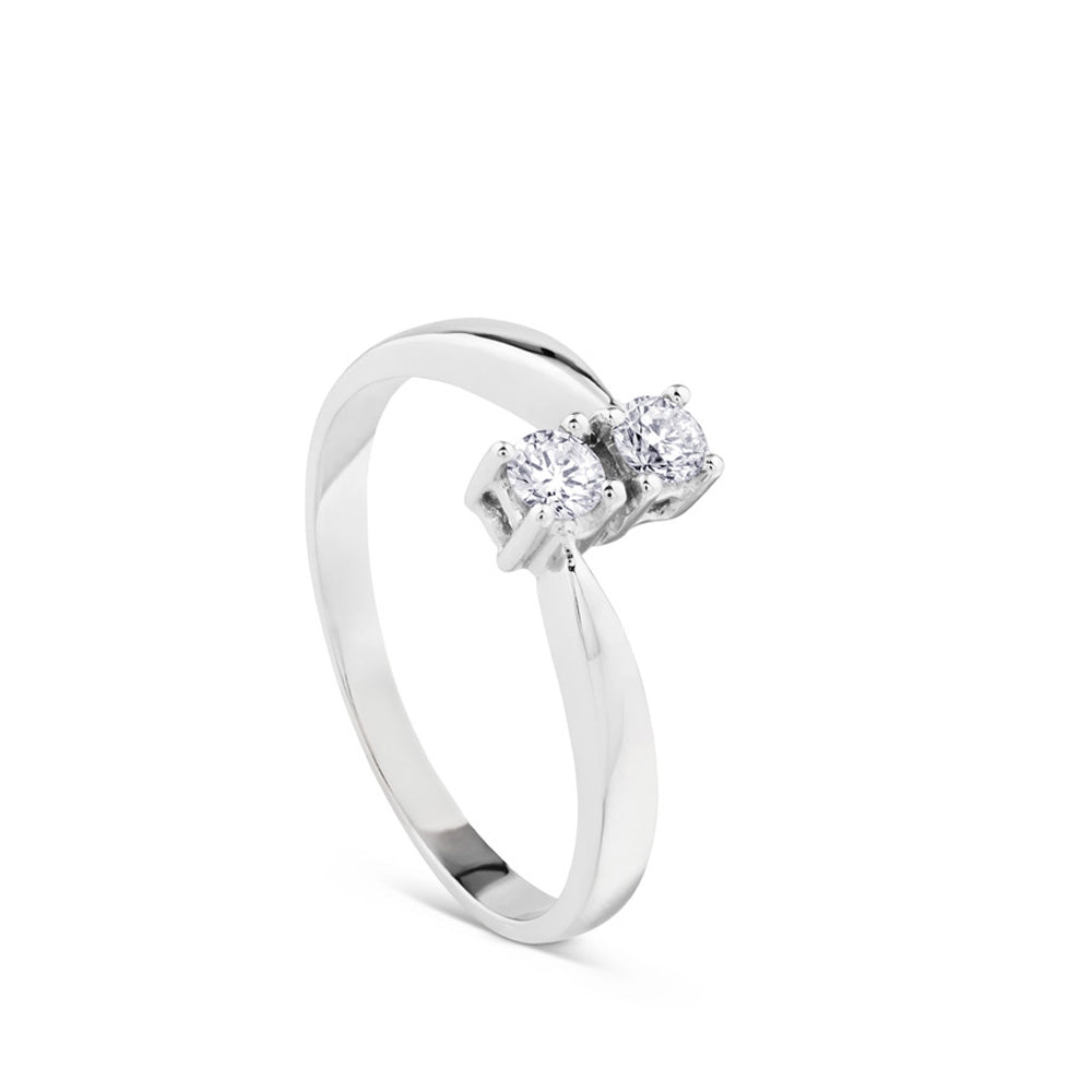 Sortija "tu y yo" de oro blanco con dos diamantes de 0,18 quilates