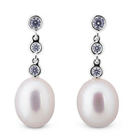 Pendientes-largos-oro-blanco-diamantes-chaton-perlas - Ref J4840PB