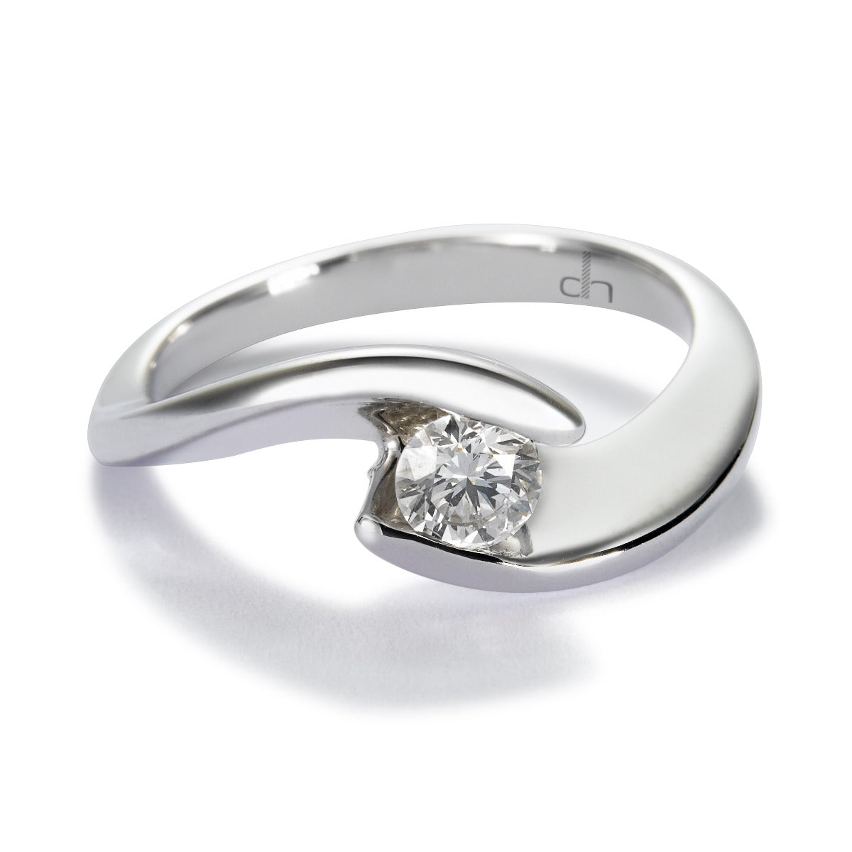 Anillo-compromiso-solitario-oro-blanco-diamantes |Ref J5011SB|Chocrón Joyeros