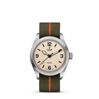Tudor_Ranger_esfera_beige_Duna_36mm_correa_de_tejido
