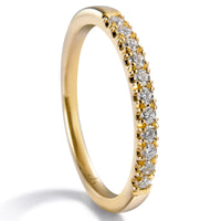Media alianza de oro amarillo con diamantes en garra 0.18 quilates
