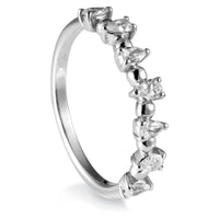 Sortija_media_alianza_oro_blanco_diamantes_talla_pera_vista_lateral_Ref_J5667SB_Chocron_Joyeros