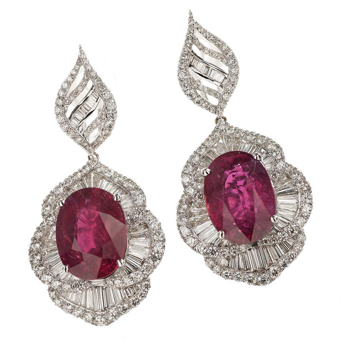 Pendientes "Colección Privada" de oro blanco con diamantes y rubíes