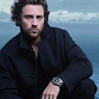 omega-seamaster-planet-ocean-600m-co-axial-master-chronometer-42-mm-esfera-negra-bisel-azul-vista-modelo