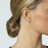 Pendientes de aro pequeños de oro rosa con diamantes en garra 0.25 quilates