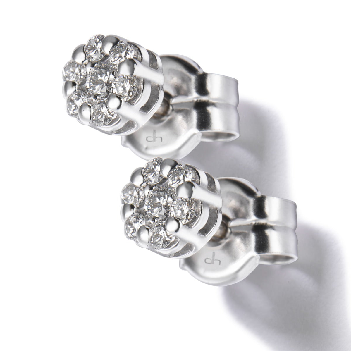 Pendientes de oro blanco con diamantes engaste invisible 0.25 quilates