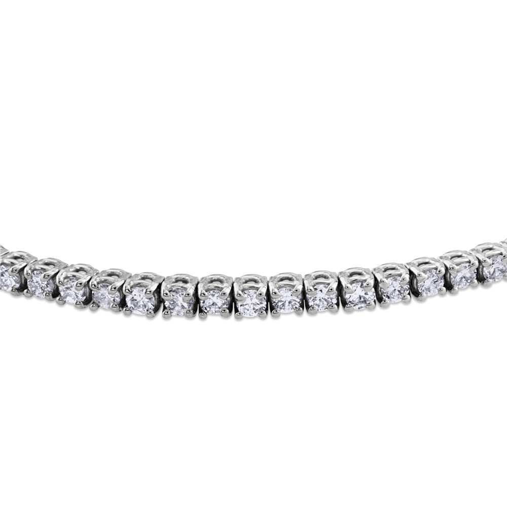 Pulsera Riviere de oro blanco con diamantes en garra de 2.60 quilates