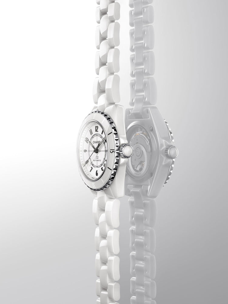 CHANEL J12 Cerámica blanca y acero 38mm