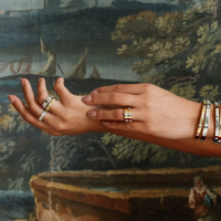 roberto_coin_anillo_oro_amarillo_LOVE_IN_VERONA_diamantes_vista_modelo_ADR888RI2013